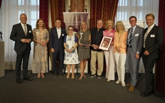 Rheinisch-Bergischer Unternehmerpreis geht an Gabriele Gieraths und Monika Gieraths-Heller